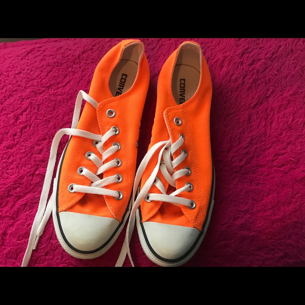Orange converse (size 7)